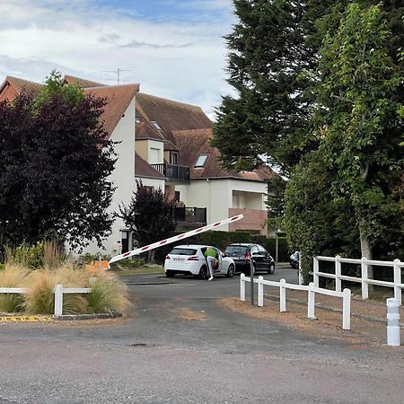 Cabourg Plage A 200M Plage 外观 照片