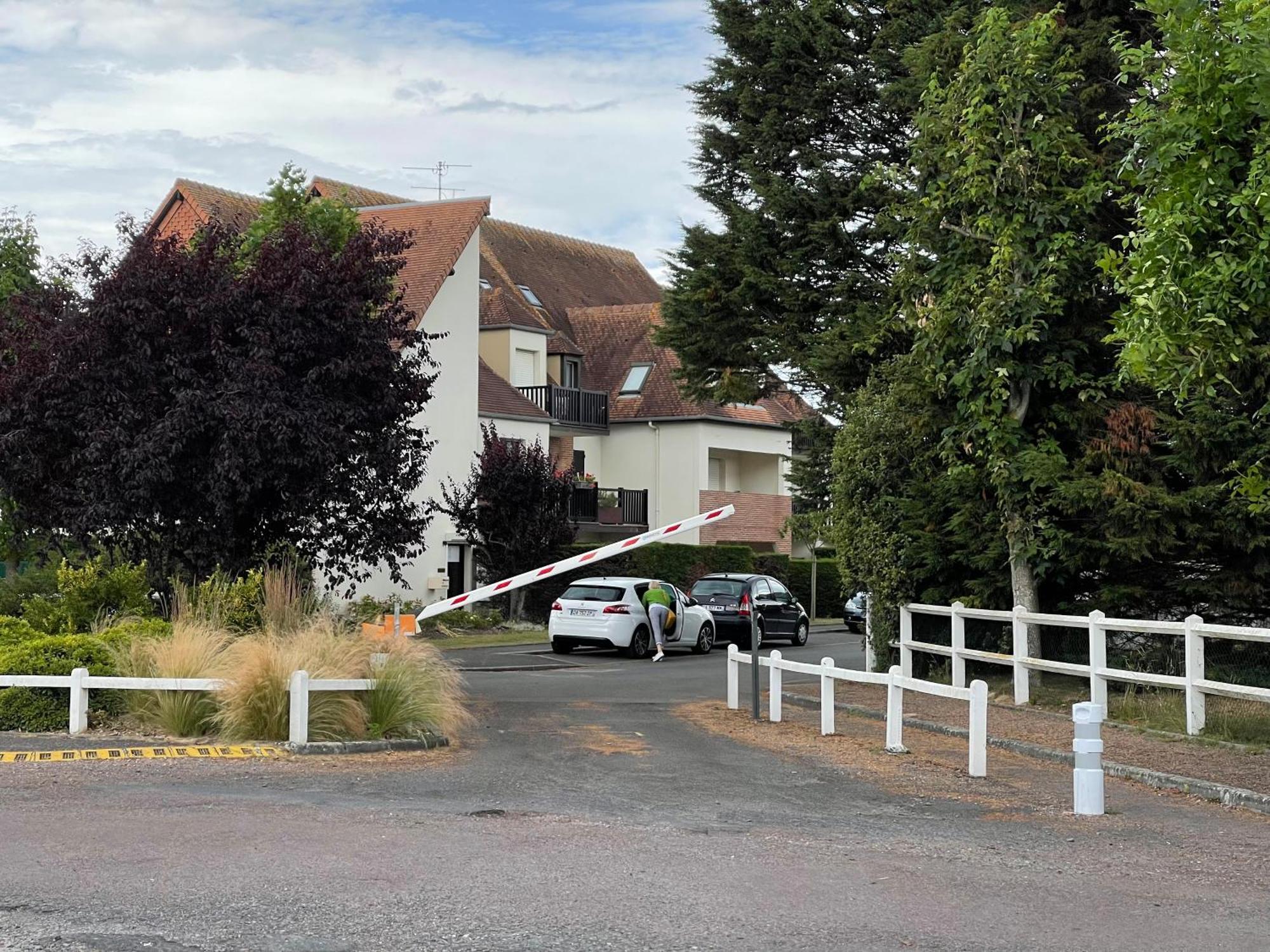 Cabourg Plage A 200M Plage 外观 照片