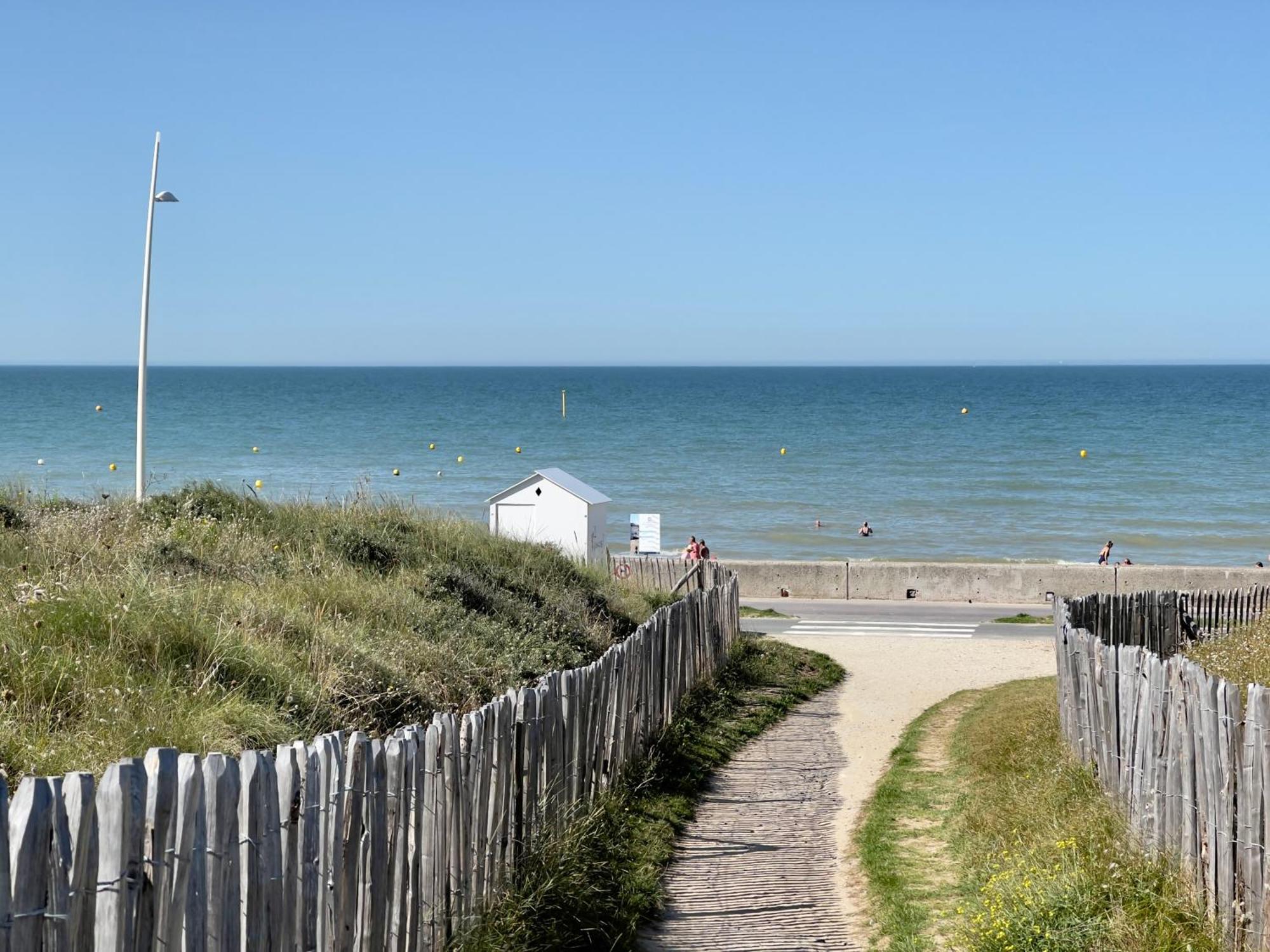 Cabourg Plage A 200M Plage 外观 照片